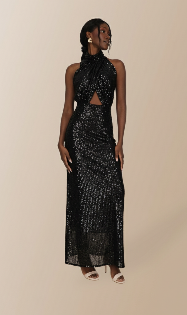 Elifnaz Beyaz Payetli Çapraz Detaylı Boğazlı Uzun Elbise