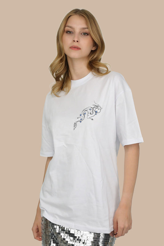 Beyaz Bisiklet Yaka Özel Tasarım Ejderha Nakış Desenli Oversize T-shirt