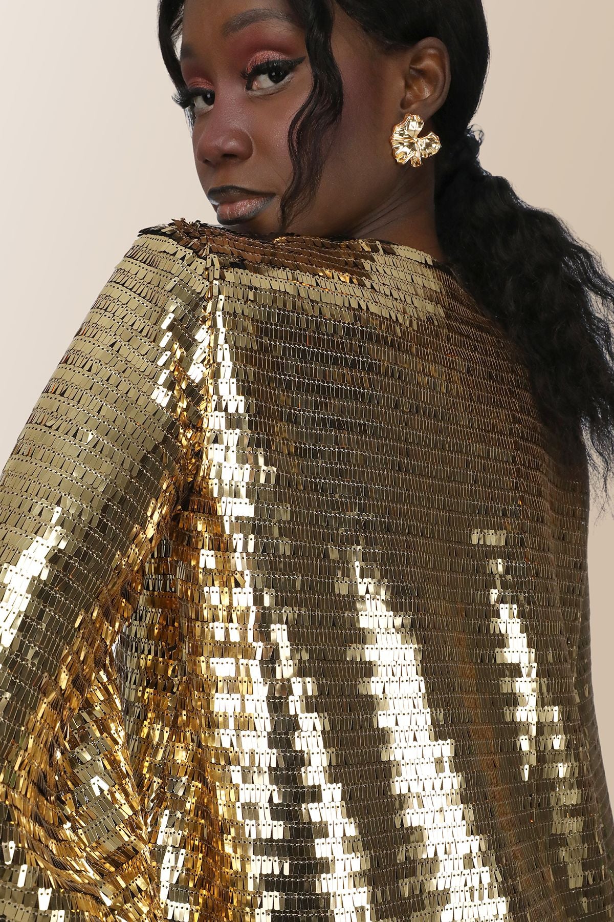 Elifnaz Payetli v Yaka Oversize Mini Elbise - Gold